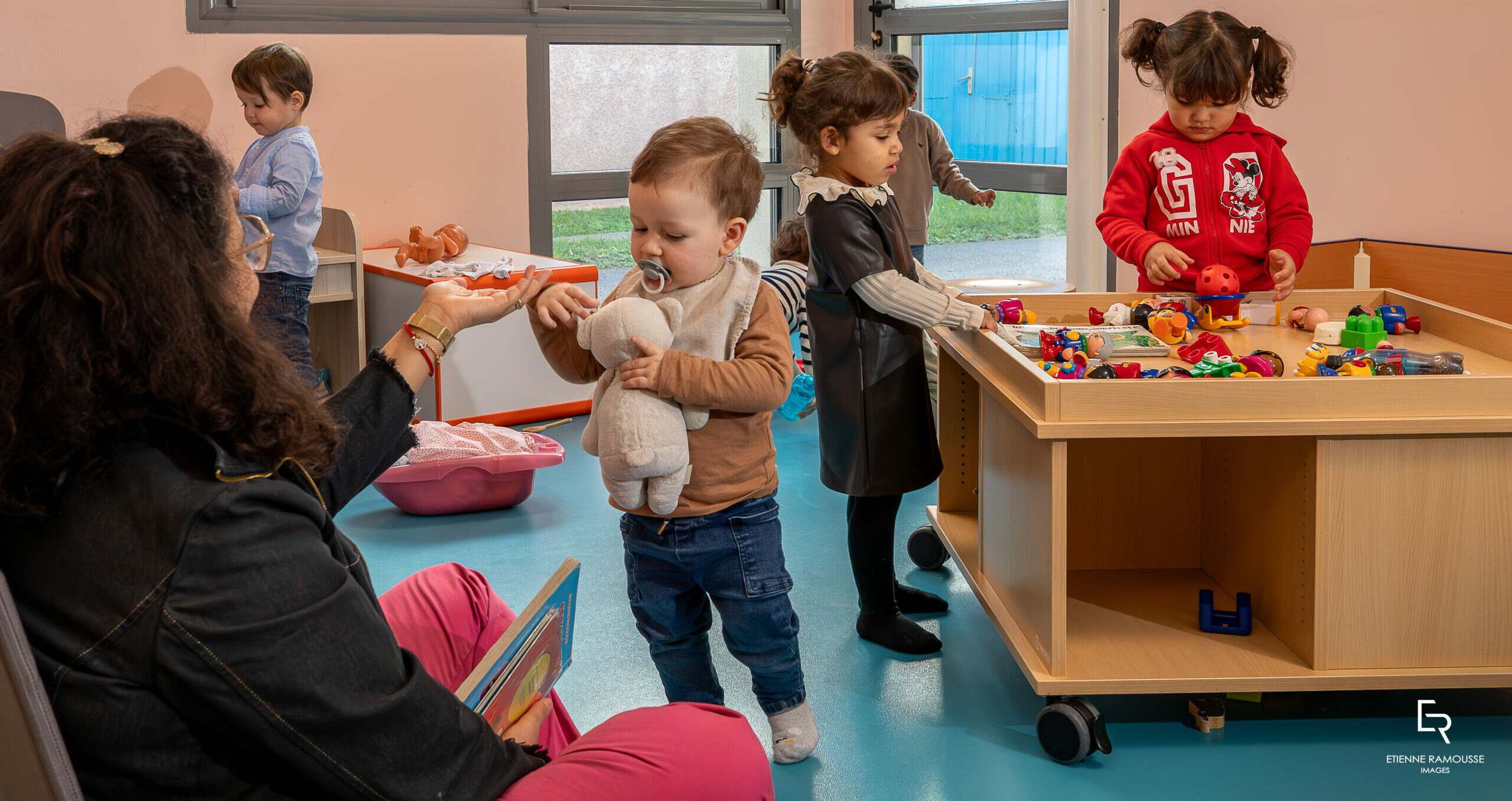 Des enfants en train de jouer