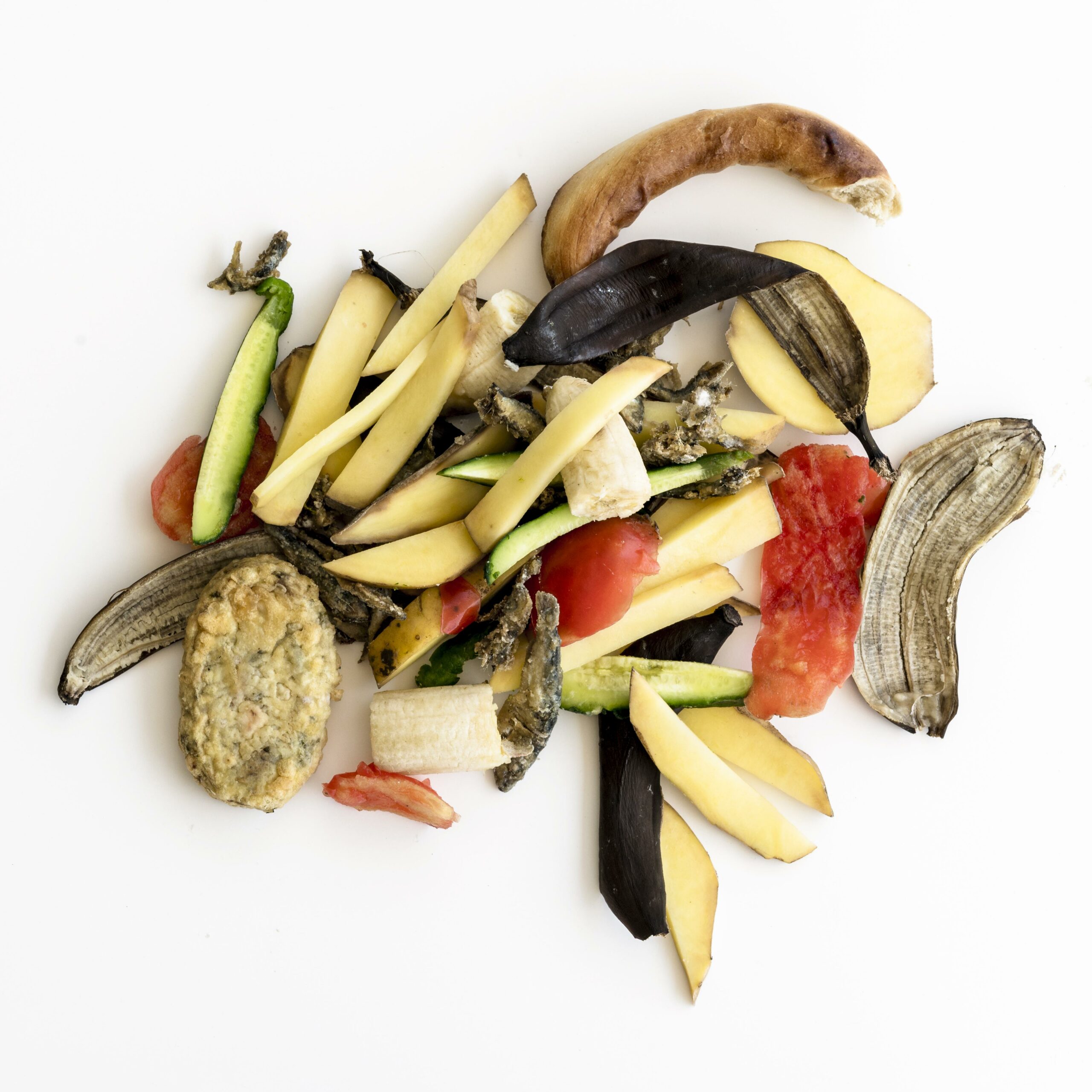 Vue de dessus des dechets avec des legumes biologiques