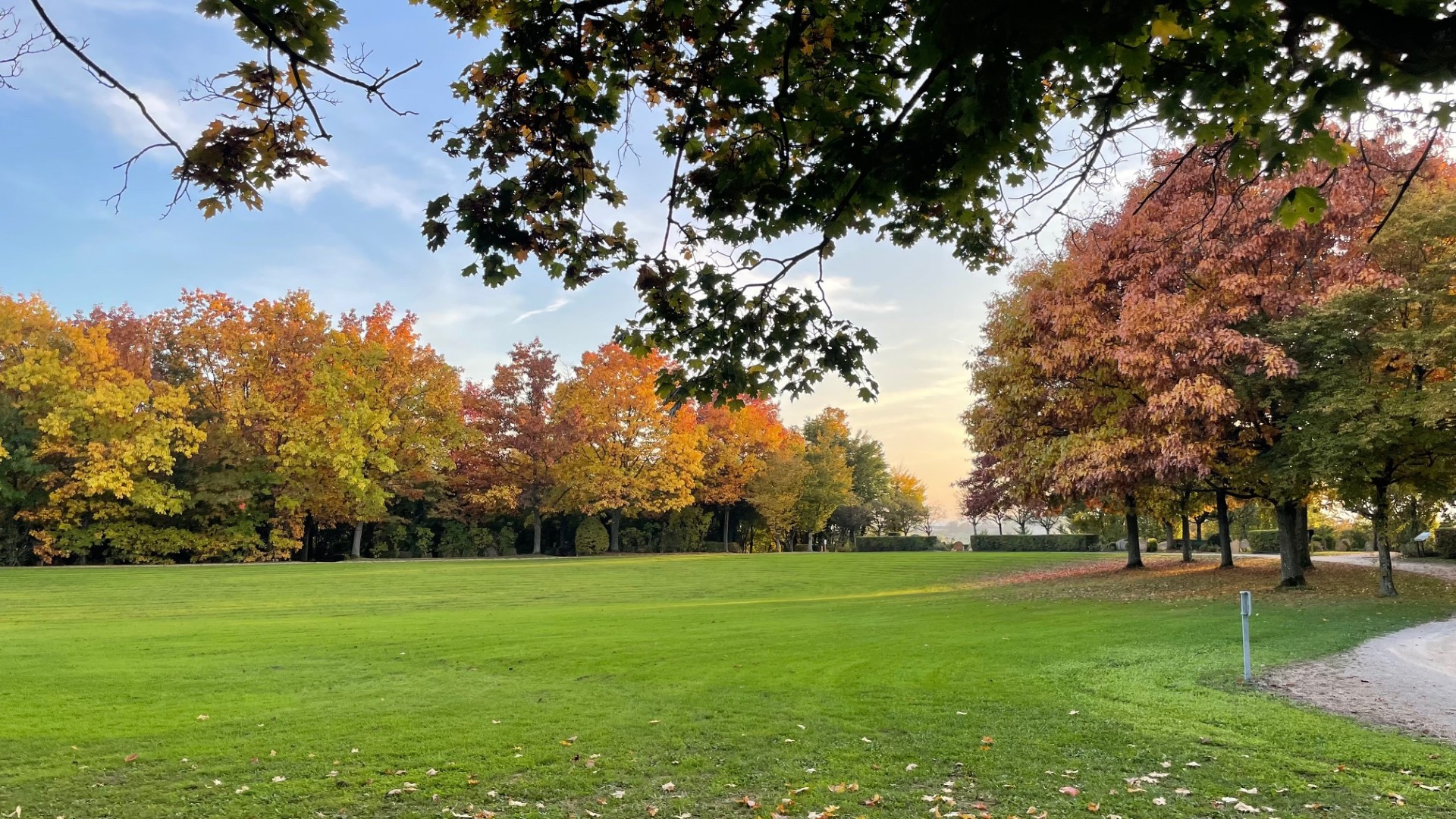 À l’approche de la Toussaint…